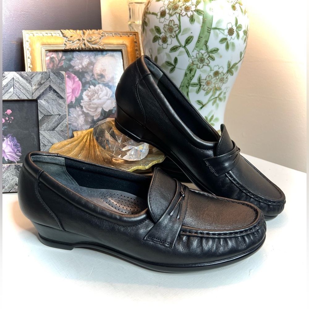 Sas Easier Slip On Black Loafer
